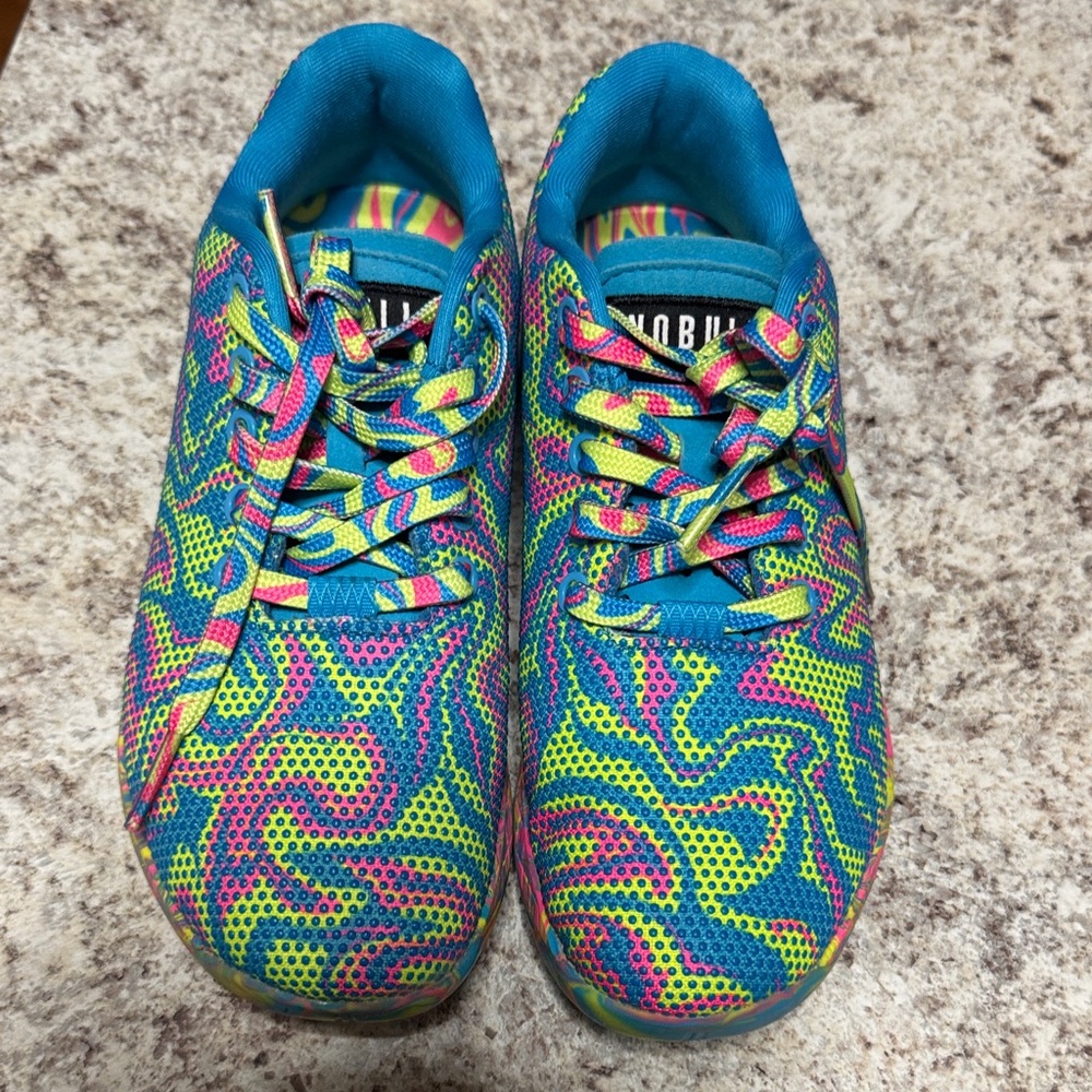 SWIRL TRAINER (WOMEN'S) - 7 / SWIRL